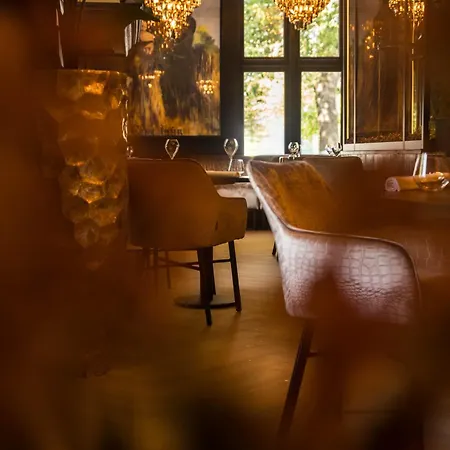 Restaurant & De Jaeger *